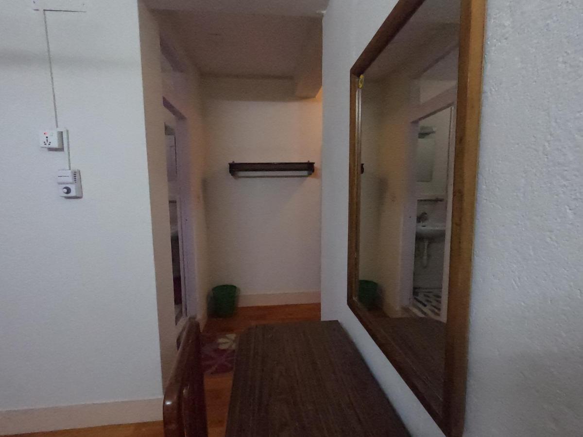 Om Tara Guest House Pvt Ltd Kathmandu Exterior photo