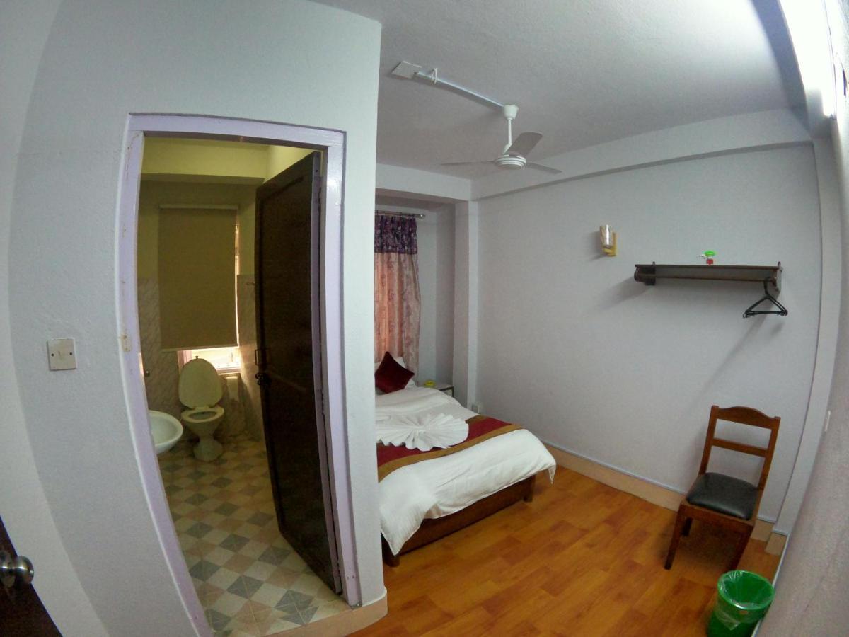 Om Tara Guest House Pvt Ltd Kathmandu Exterior photo