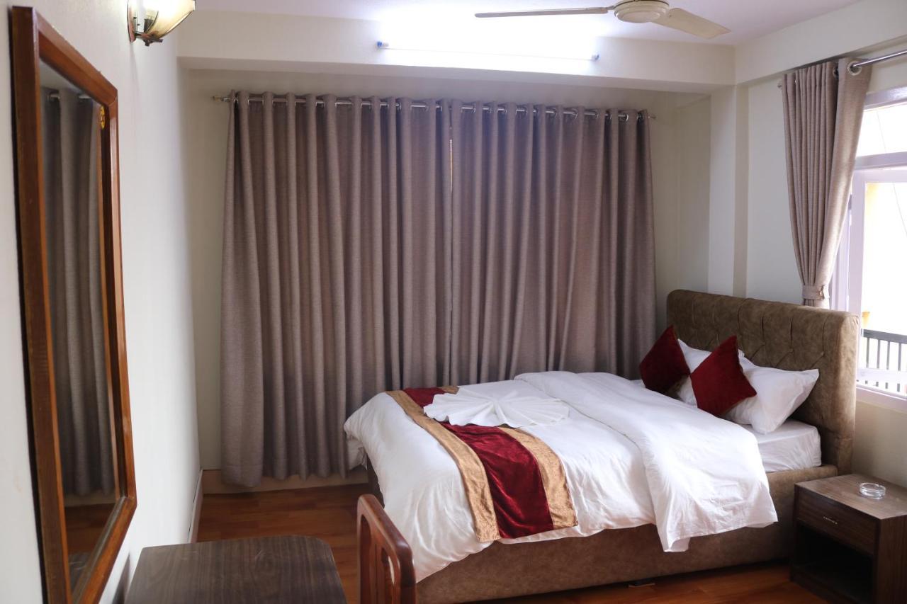 Om Tara Guest House Pvt Ltd Kathmandu Exterior photo