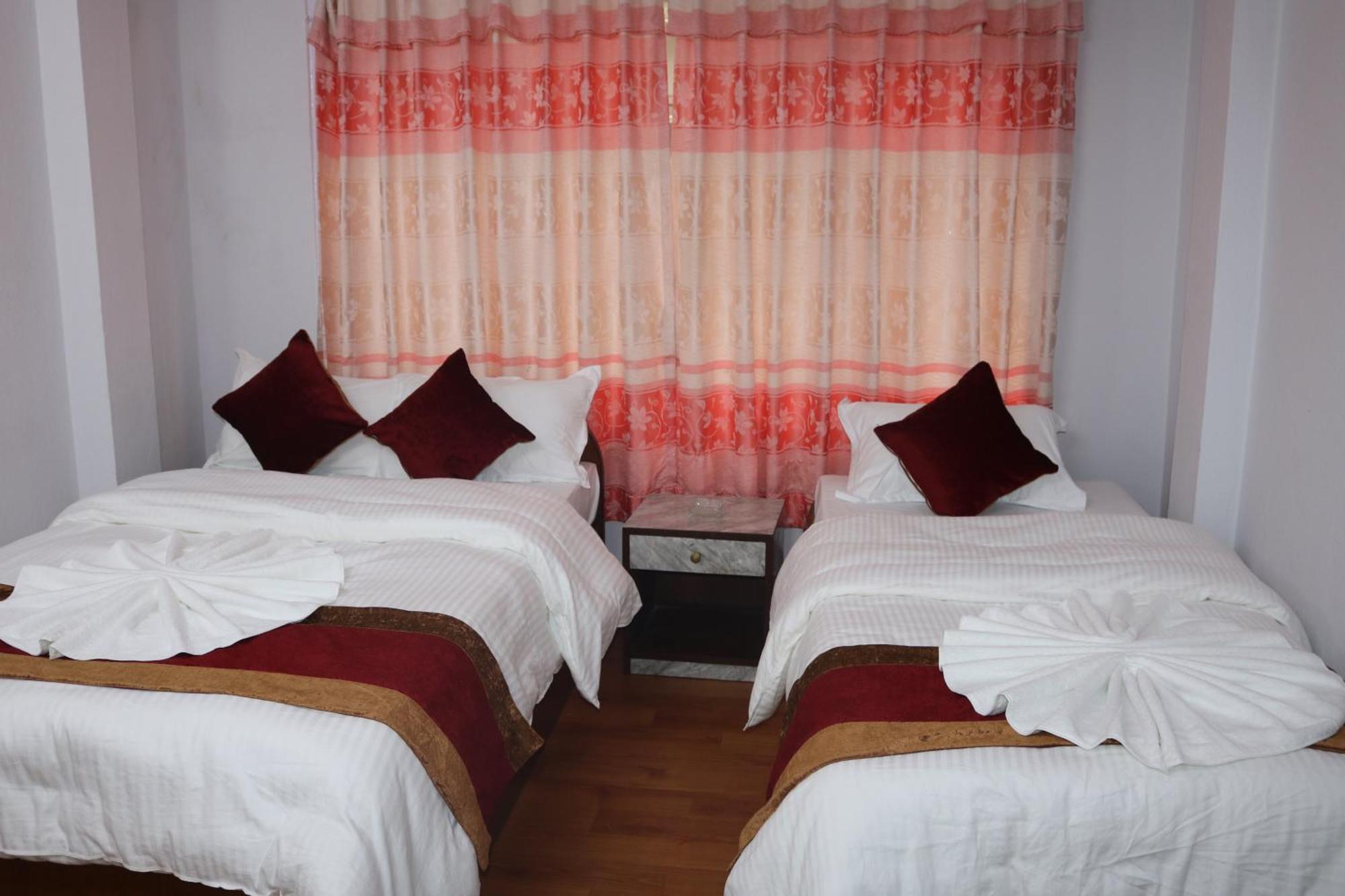 Om Tara Guest House Pvt Ltd Kathmandu Exterior photo