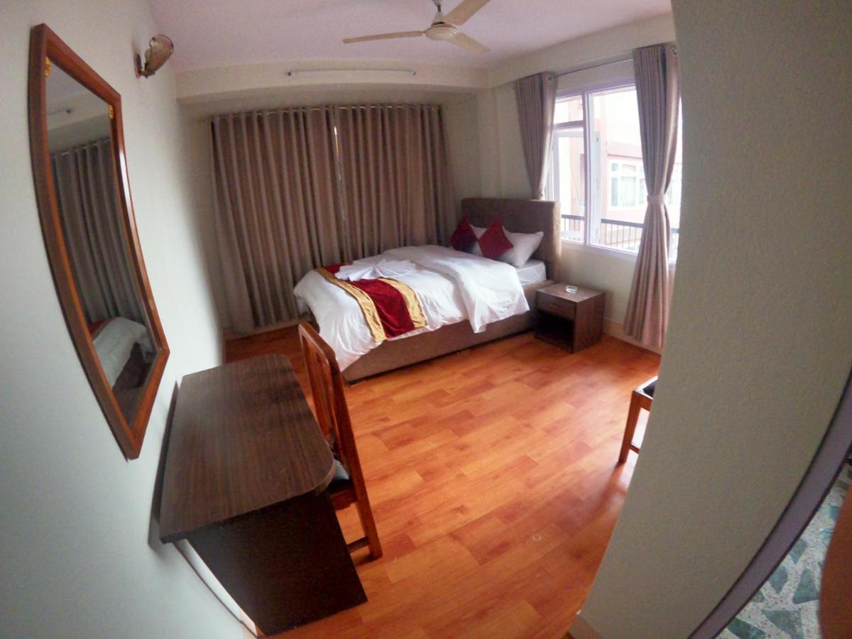 Om Tara Guest House Pvt Ltd Kathmandu Exterior photo